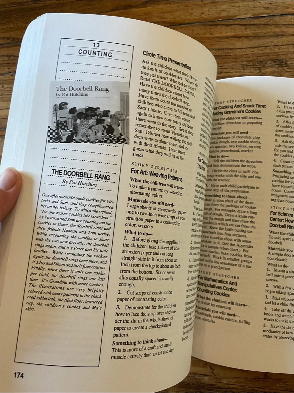 Story Stretchers Activity Book for Kids - Shirley B. Raines and Robert J. Canady